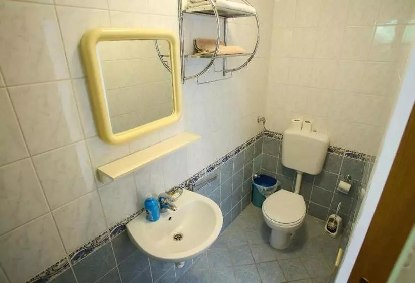 پانسیون Guesthouse Lamia