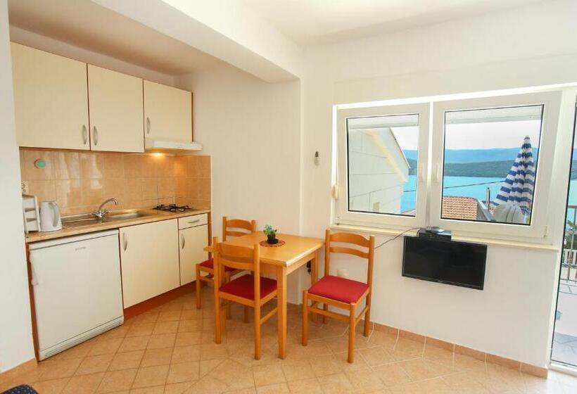 پانسیون Guesthouse Lamia