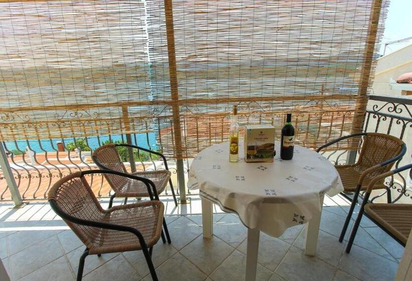 پانسیون Guesthouse Lamia