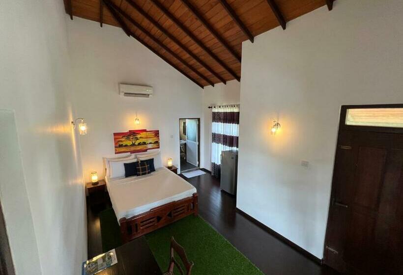 膳宿费 Lahiru Villa