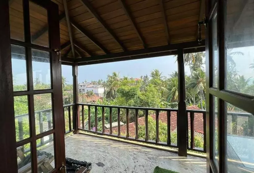 Pension Lahiru Villa