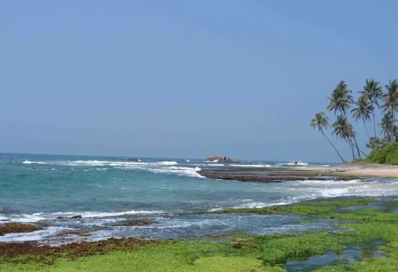 Pension Lahiru Villa