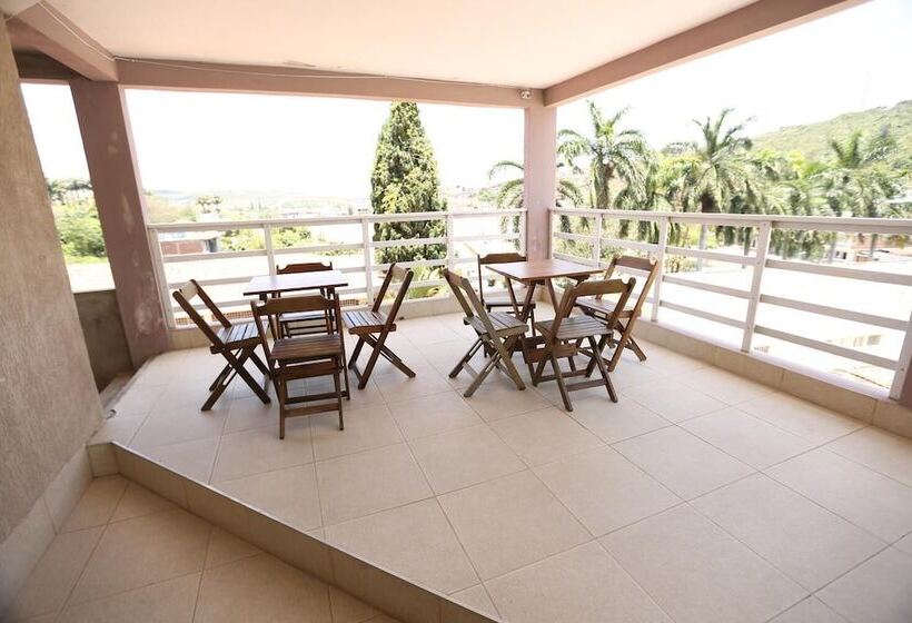 膳宿费 Pousada Alpes