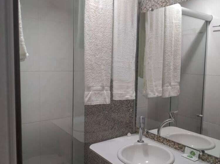 膳宿费 Pousada Alpes