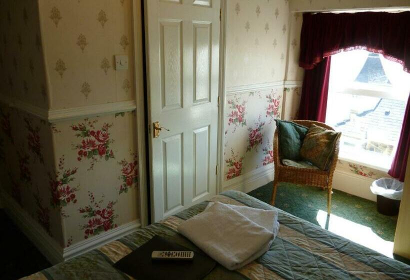 بنسيون Weybourne Guest House