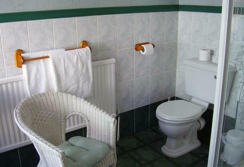 بنسيون Weybourne Guest House