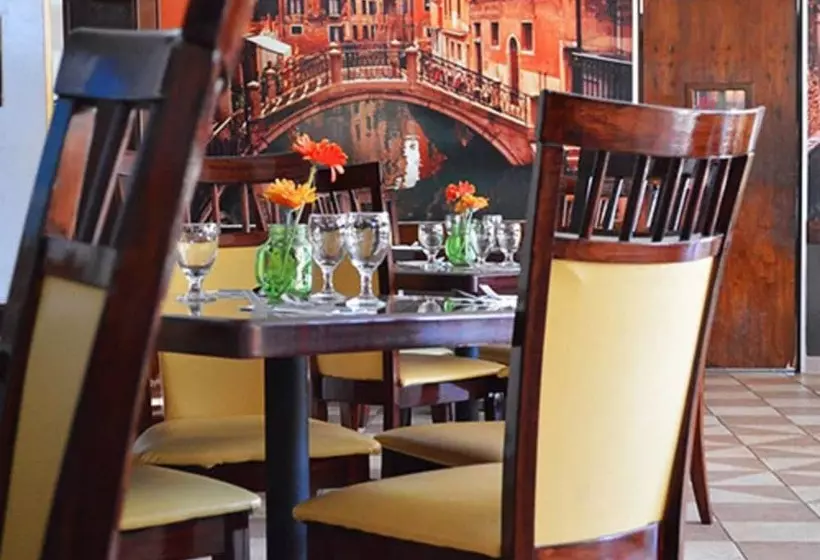 هاستل Arecibo Inn