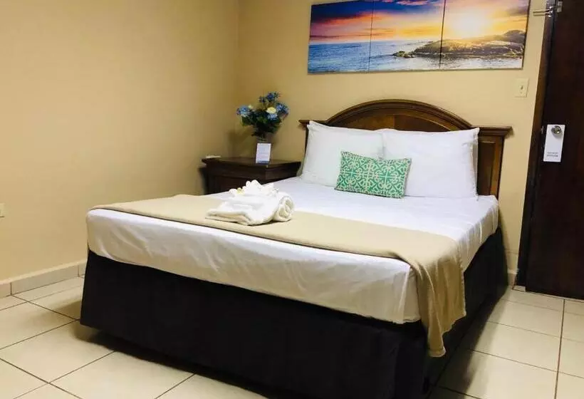 هاستل Arecibo Inn