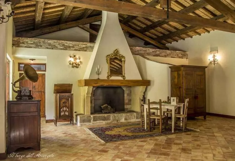 ホテル Il Borgo Dell Arcangelo