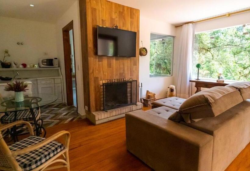 پانسیون Pousada Apple House   Campos Do Jordao