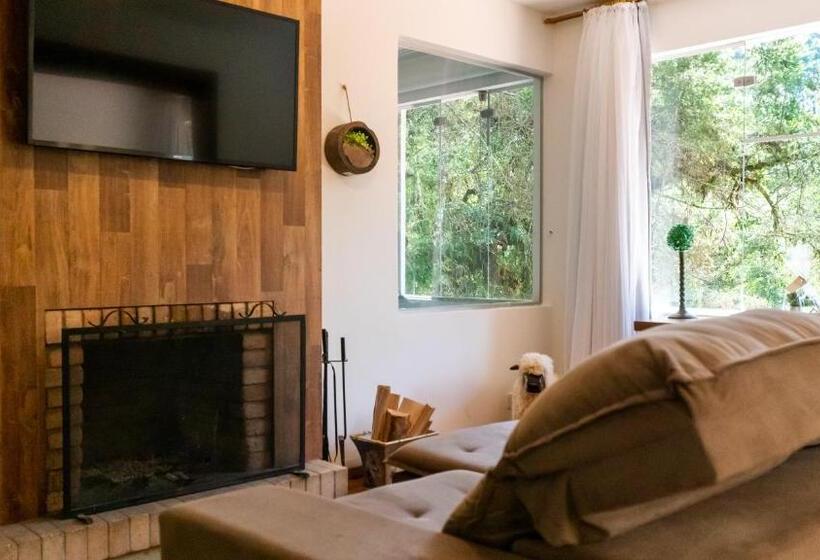 پانسیون Pousada Apple House   Campos Do Jordao