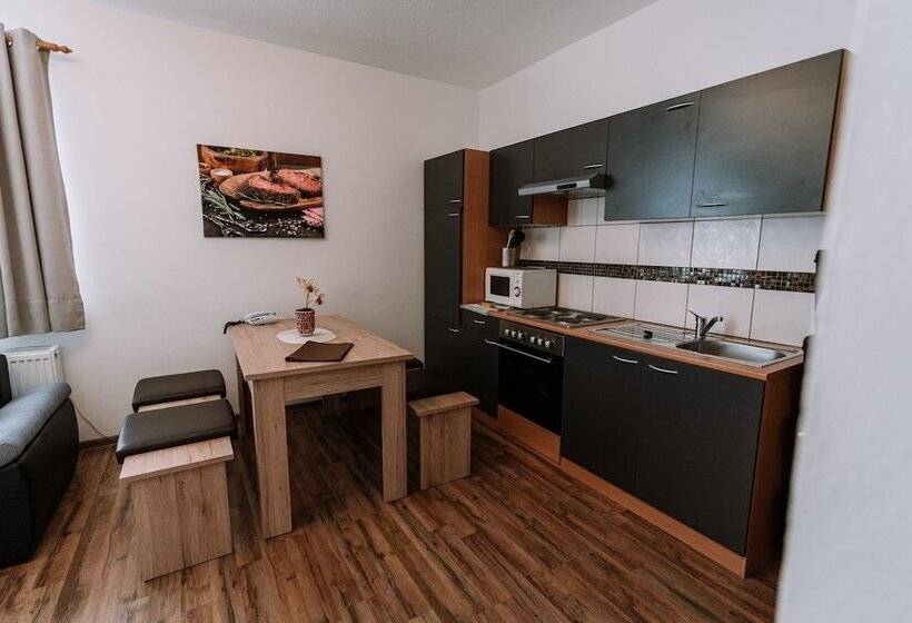 Общежитие Pension Familie Gruber