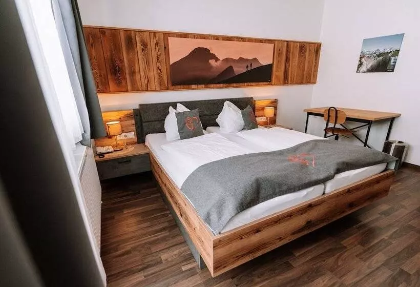 Retkeilymaja Pension Familie Gruber