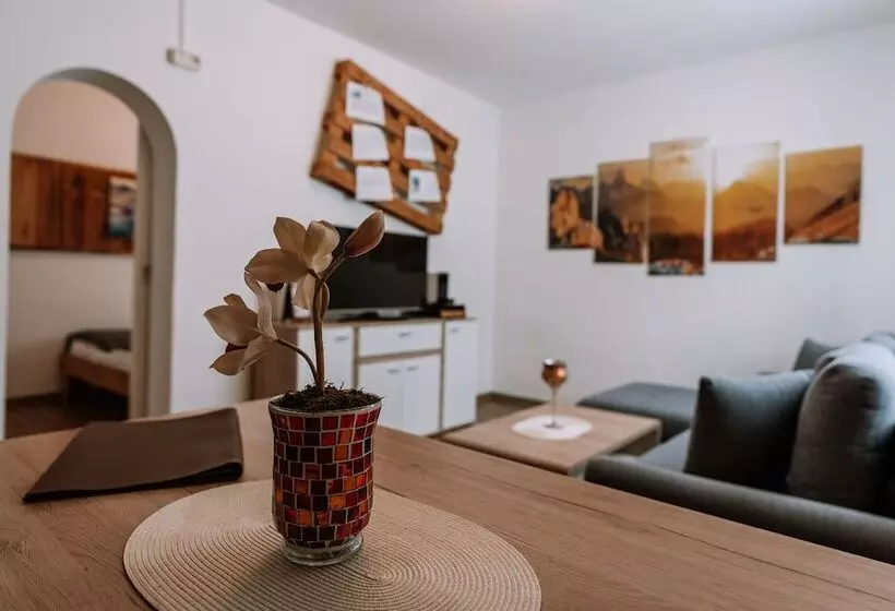 Retkeilymaja Pension Familie Gruber