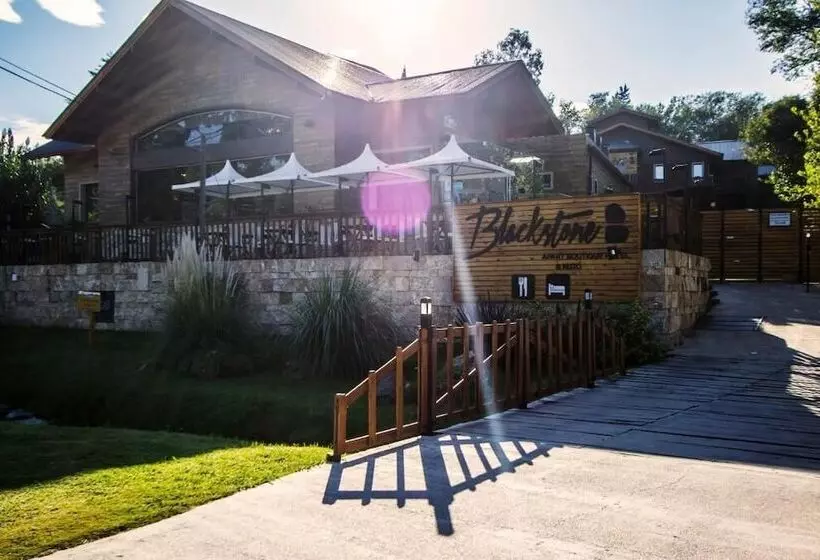 Blackstone Apart Boutique