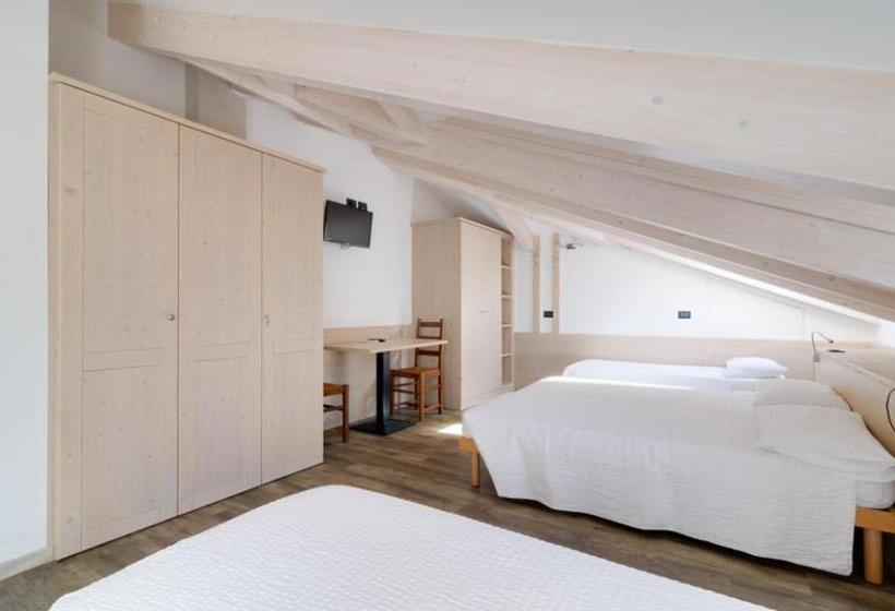 Пансион Affittacamere La Ferrata