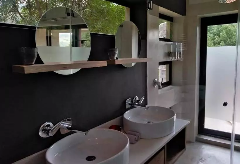 Majatalo Bramasole Boutique