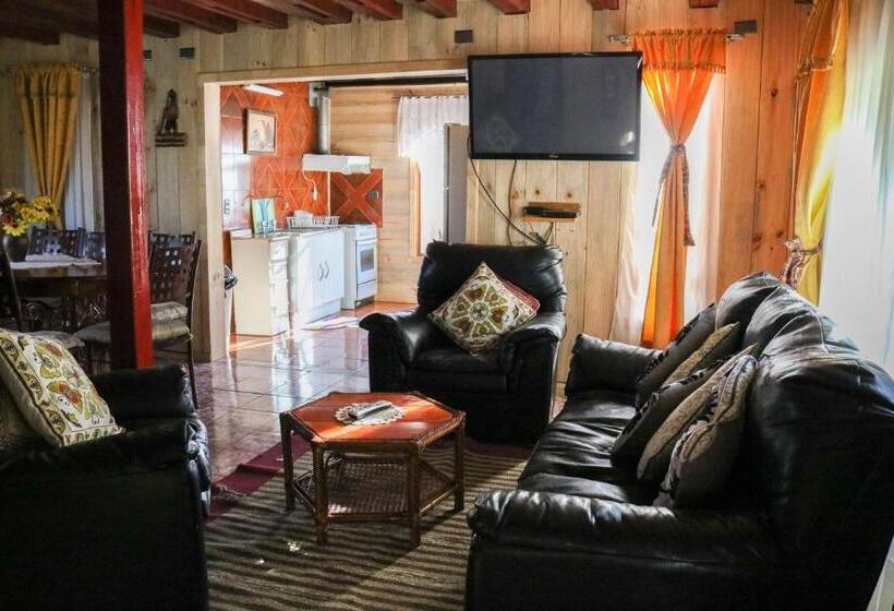 ペンション Cabañas Los Tilos