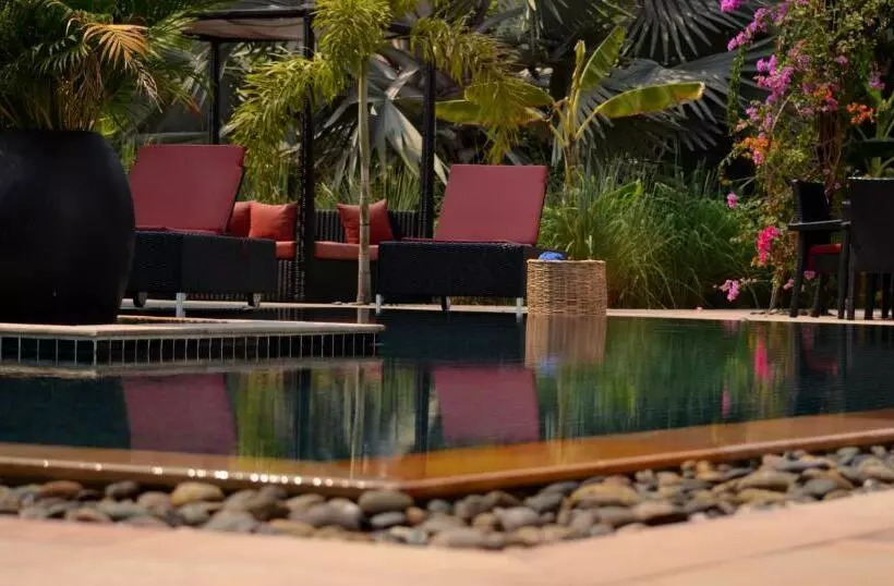 پانسیون Eureka Villas Siem Reap