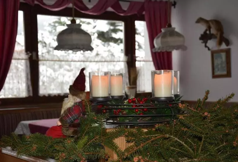 Majatalo Gästehaus Geist