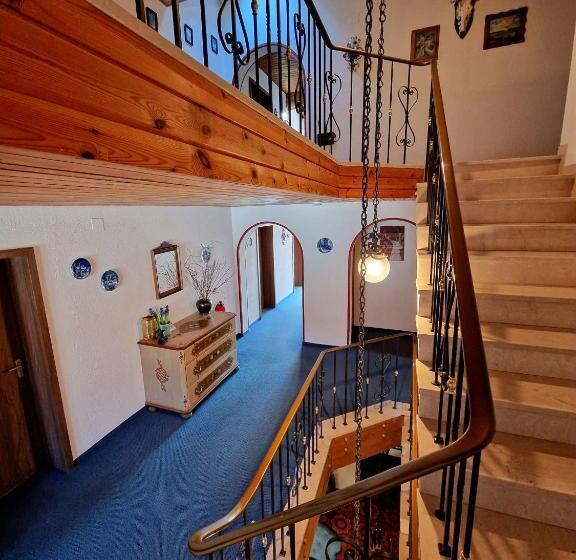 膳宿费 Gästehaus Geist