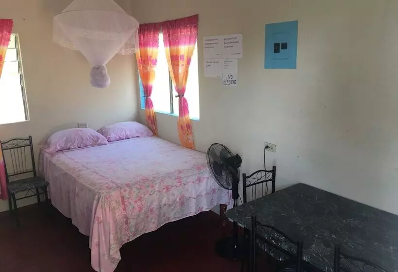 پانسیون Waikiki Guest House