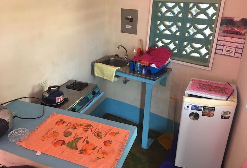 پانسیون Waikiki Guest House