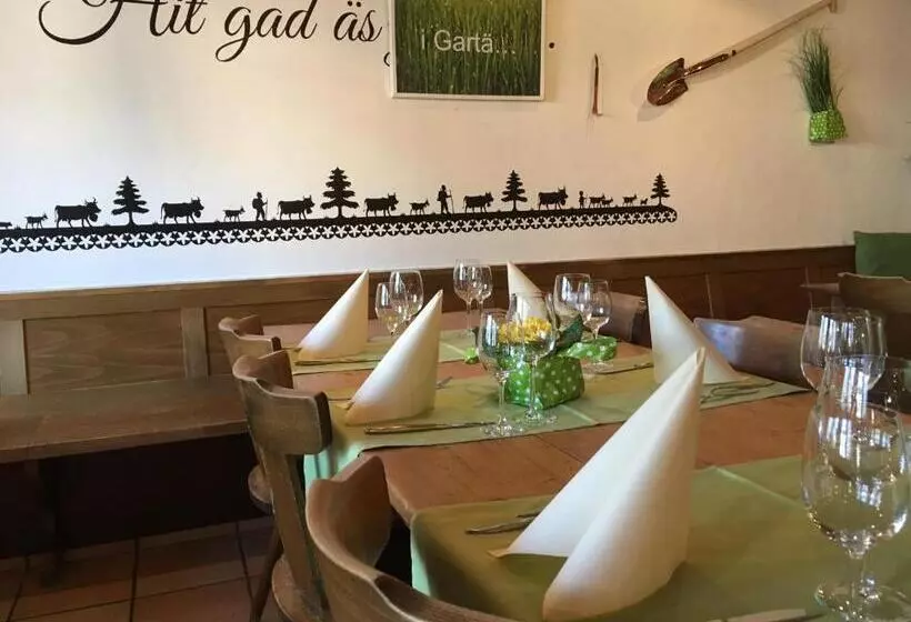 ユースホステル Landgasthof Schlüssel Alpnach