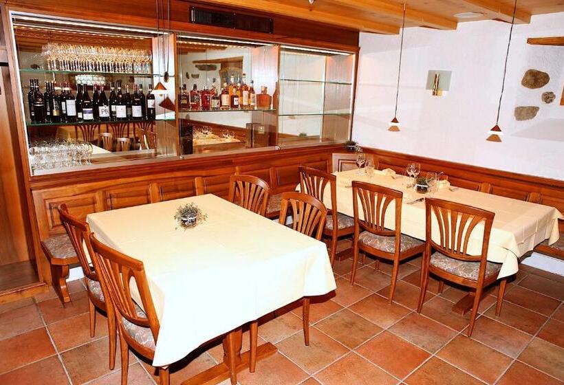 הוסטל Landgasthof Schlüssel Alpnach