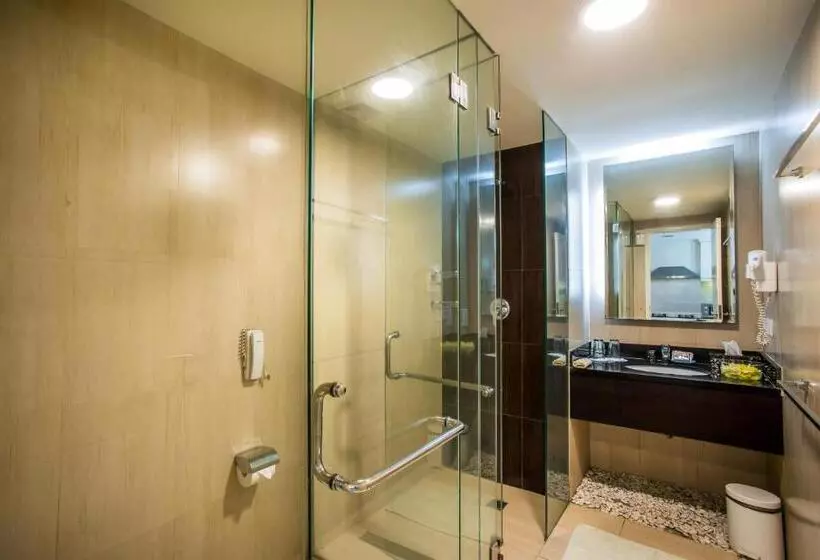 Kuta Reef Apartments