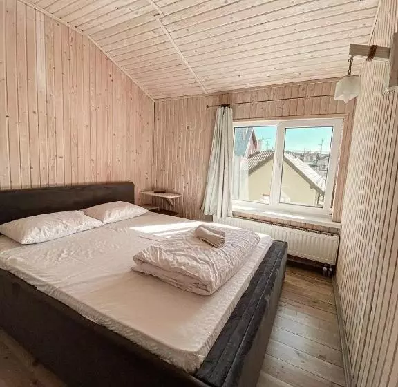 پانسیون Guest House Lviv