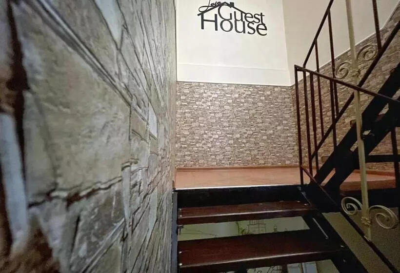 پانسیون Guest House Lviv