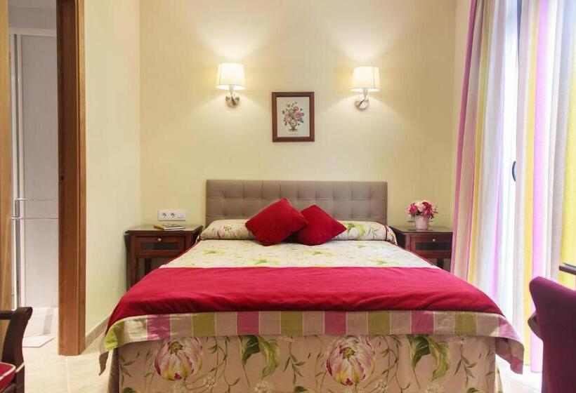 پانسیون Hostal Antigua Morellana