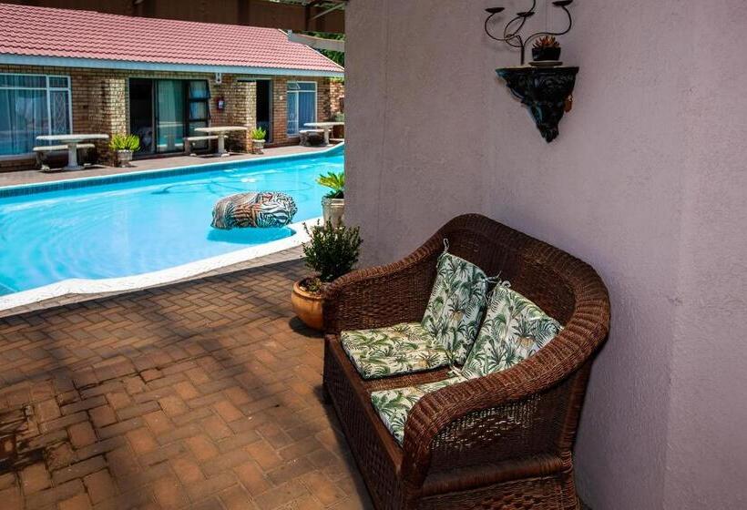 پانسیون Invite Guest House Self Catering Accommodation In Vanderbijlpark