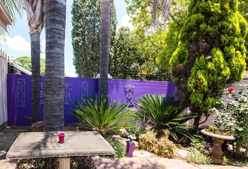 پانسیون Invite Guest House Self Catering Accommodation In Vanderbijlpark