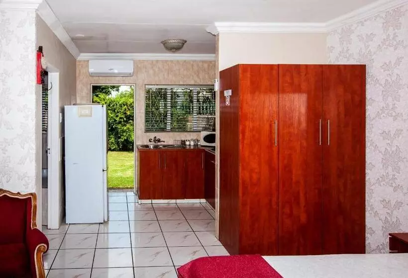 Majatalo Invite Guest House   Self Catering Accommodation In Vanderbijlpark