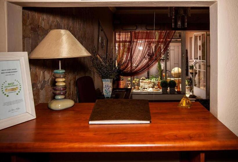 پانسیون Invite Guest House Self Catering Accommodation In Vanderbijlpark