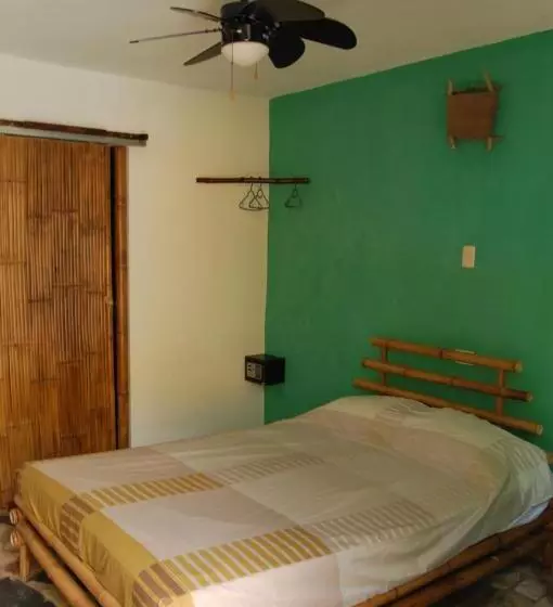 پانسیون La Choza Guesthouse