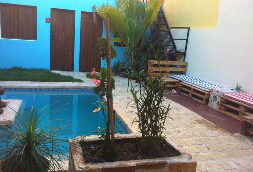 پانسیون La Choza Guesthouse