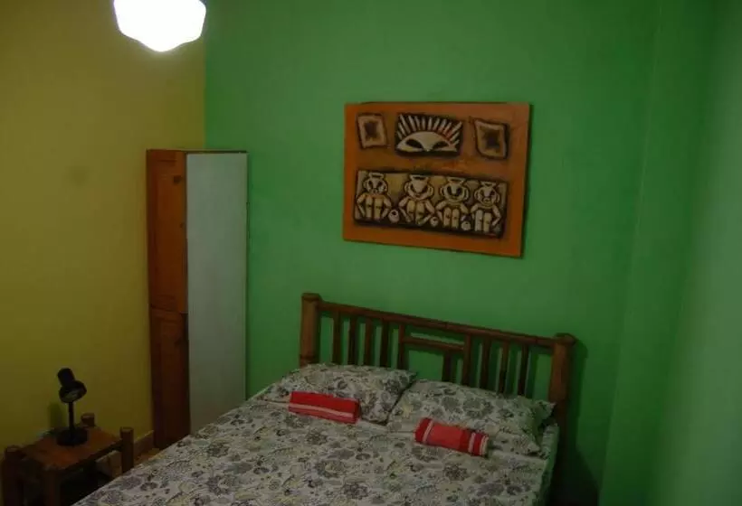 پانسیون La Choza Guesthouse
