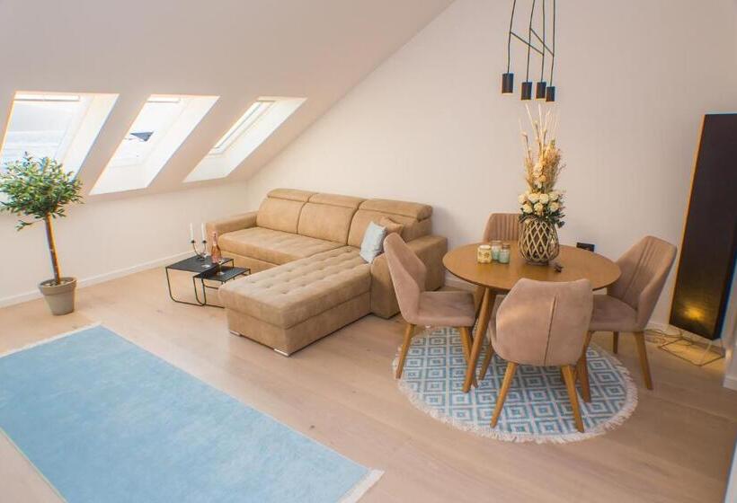 پانسیون Riva Guesthouse