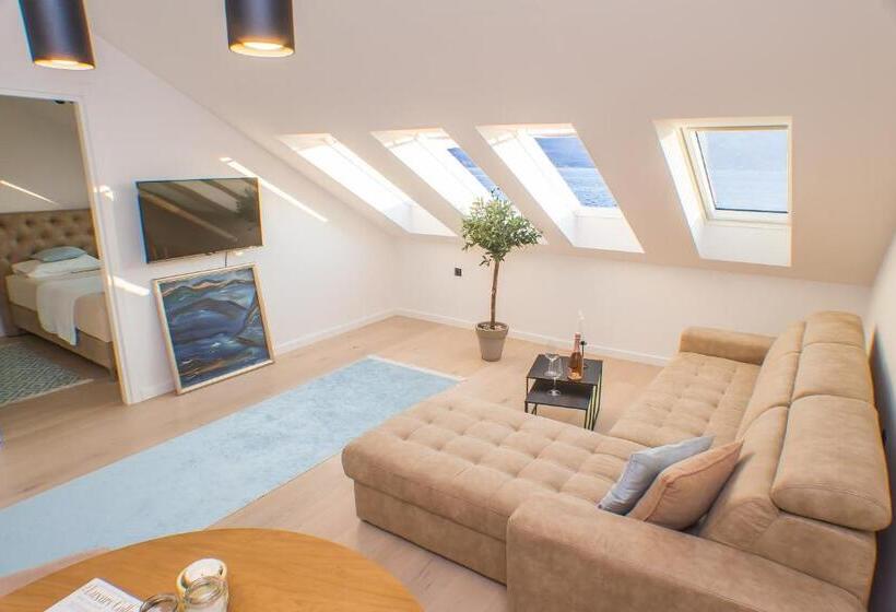 پانسیون Riva Guesthouse