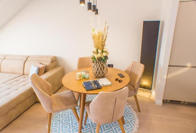 پانسیون Riva Guesthouse