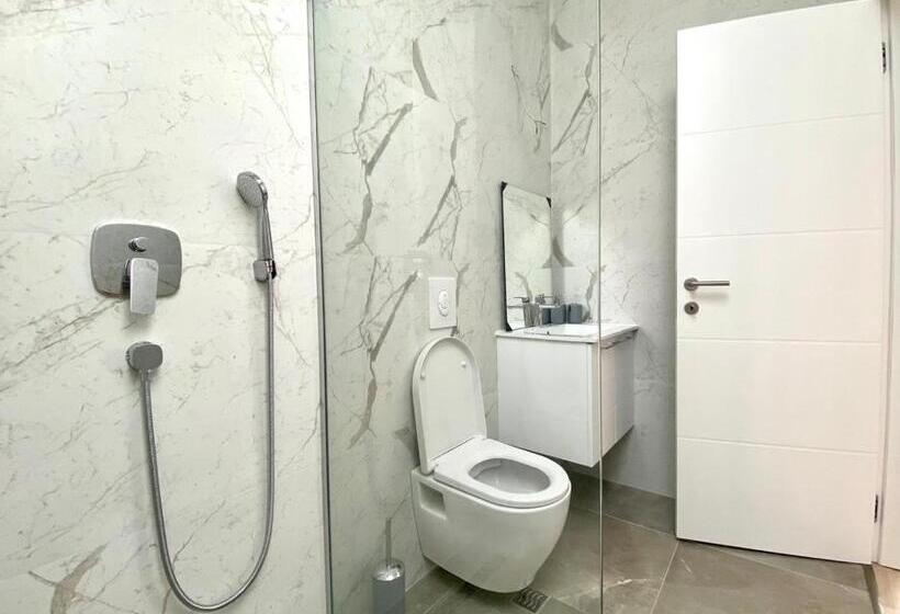 پانسیون Riva Guesthouse