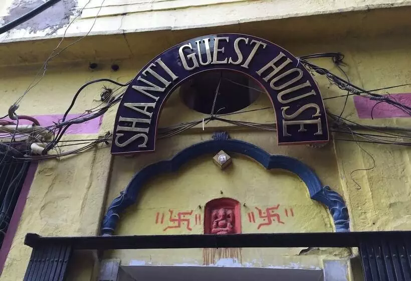 ペンション Shanti Guest House