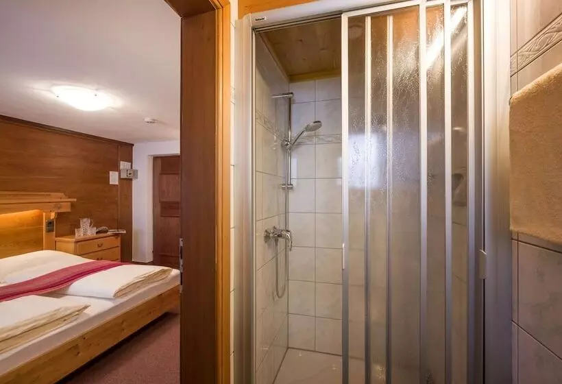 ペンション Anja S Schönblick   Bed & Breakfast