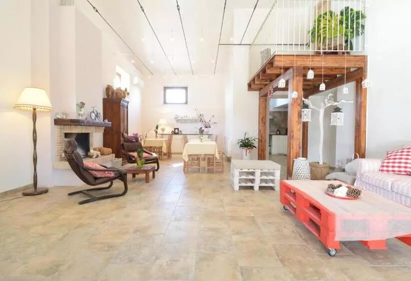 هتل Casetta Don Carlino