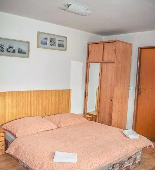 Majatalo Apartment Albi