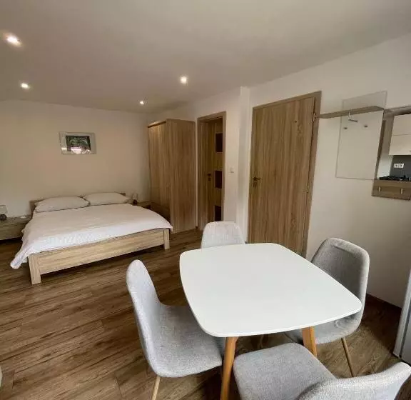 Majatalo Apartment Albi