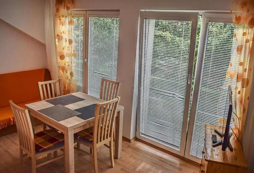 Majatalo Apartment Albi